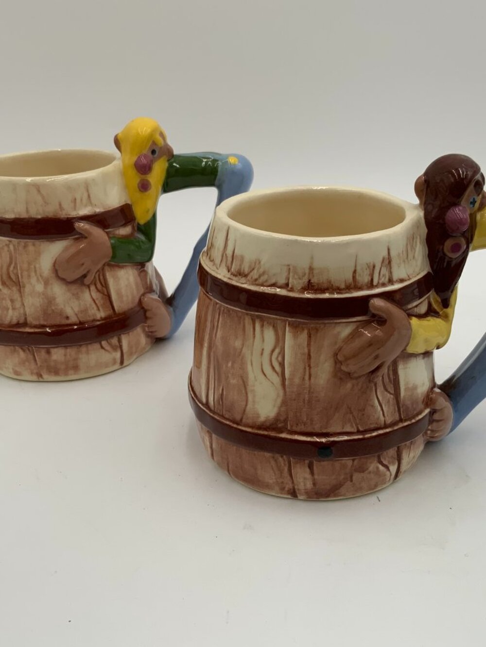 Pair HILLBILLY Hugging Barrel Mug Twin Winton Pasadena California Pottery 12oz